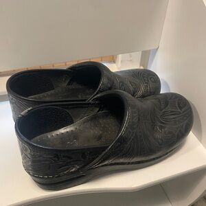 Dansko nursing shoes